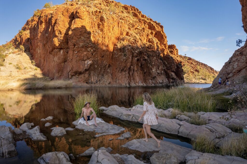 A couple enjoying Glen Helen Gorge

